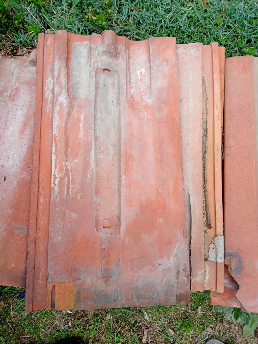 Starší tašky a hřebenáče - 3