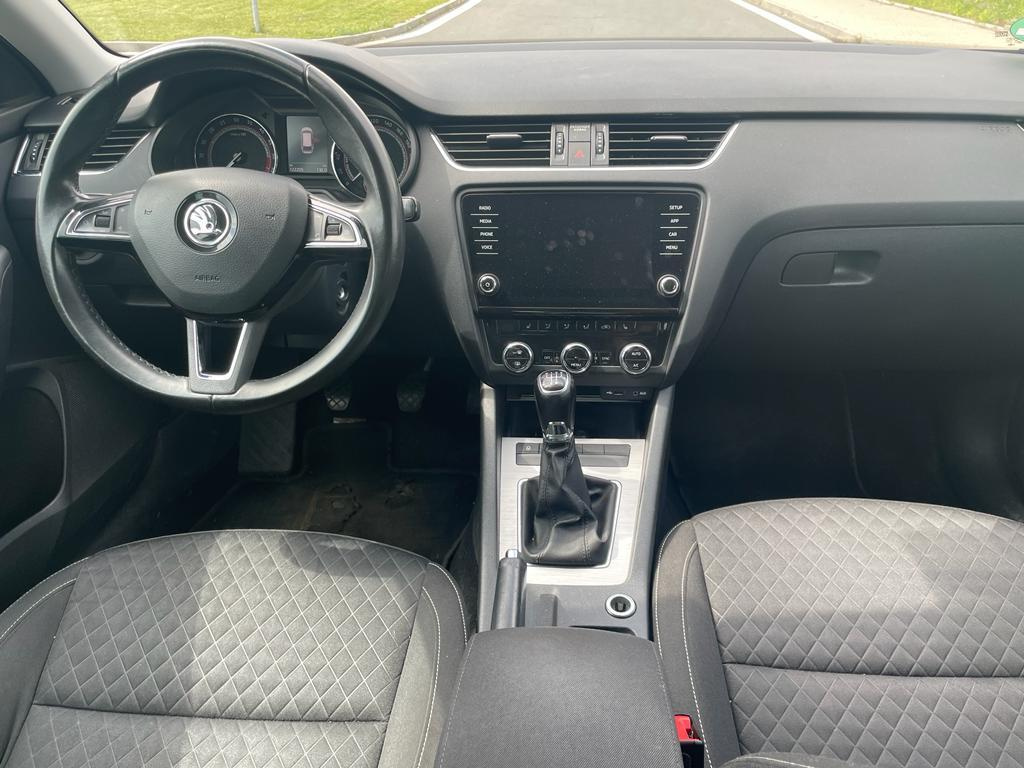 Škoda Octavia III 1.6 TDI - Auto na splátky bez registru - 3