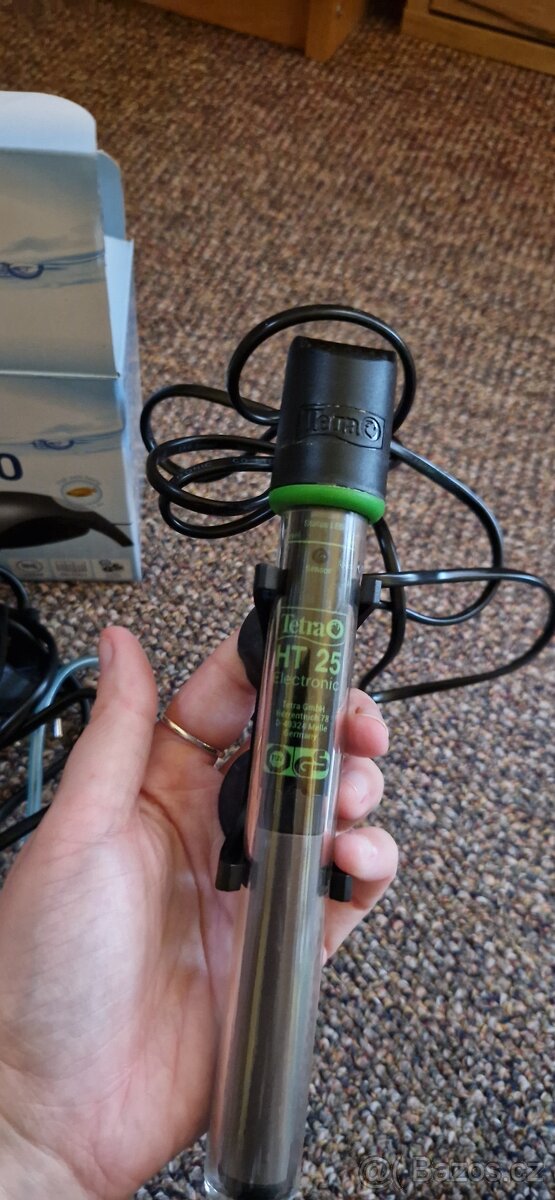 Prodám 12l akvárium + vybavení (možno i jednotlivě) - 3