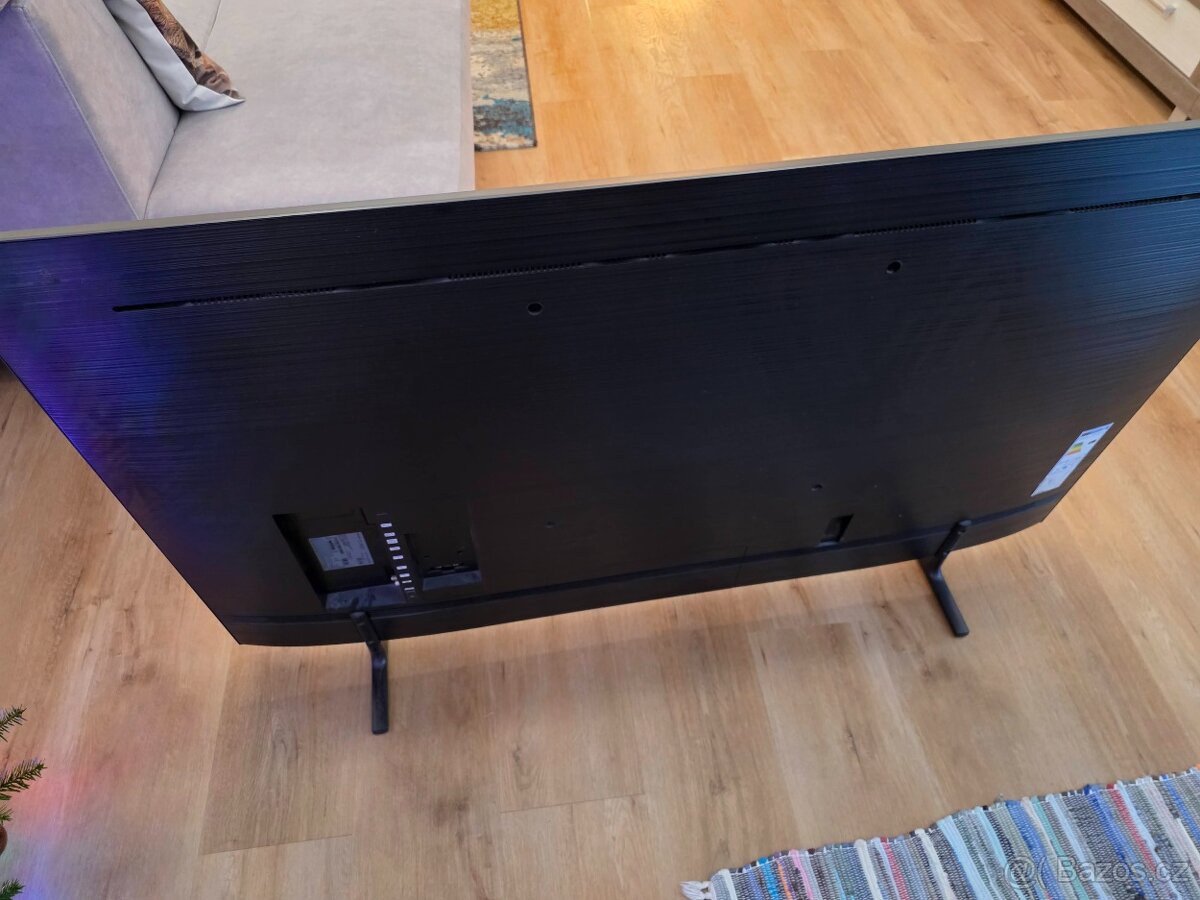 Samsung UE65RU8002 - 3