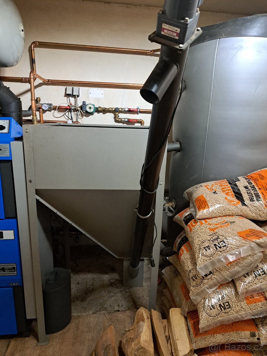 Zásobník na pelety - 3