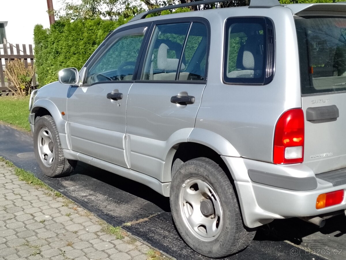 SUZUKI Grand Vitara 2,0 HDI 80KW 4X4 - 3