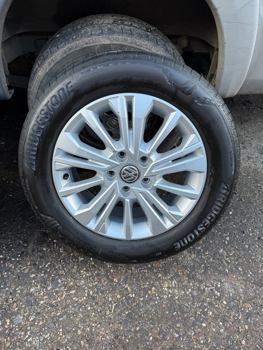 VW Transporter kola R 17 5x120 - 3