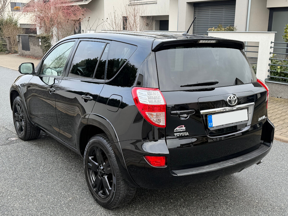 Toyota Rav4 2.2 D-CAT,Automat,Keyless,Kamera,DVD,Kůže,BLACK - 3