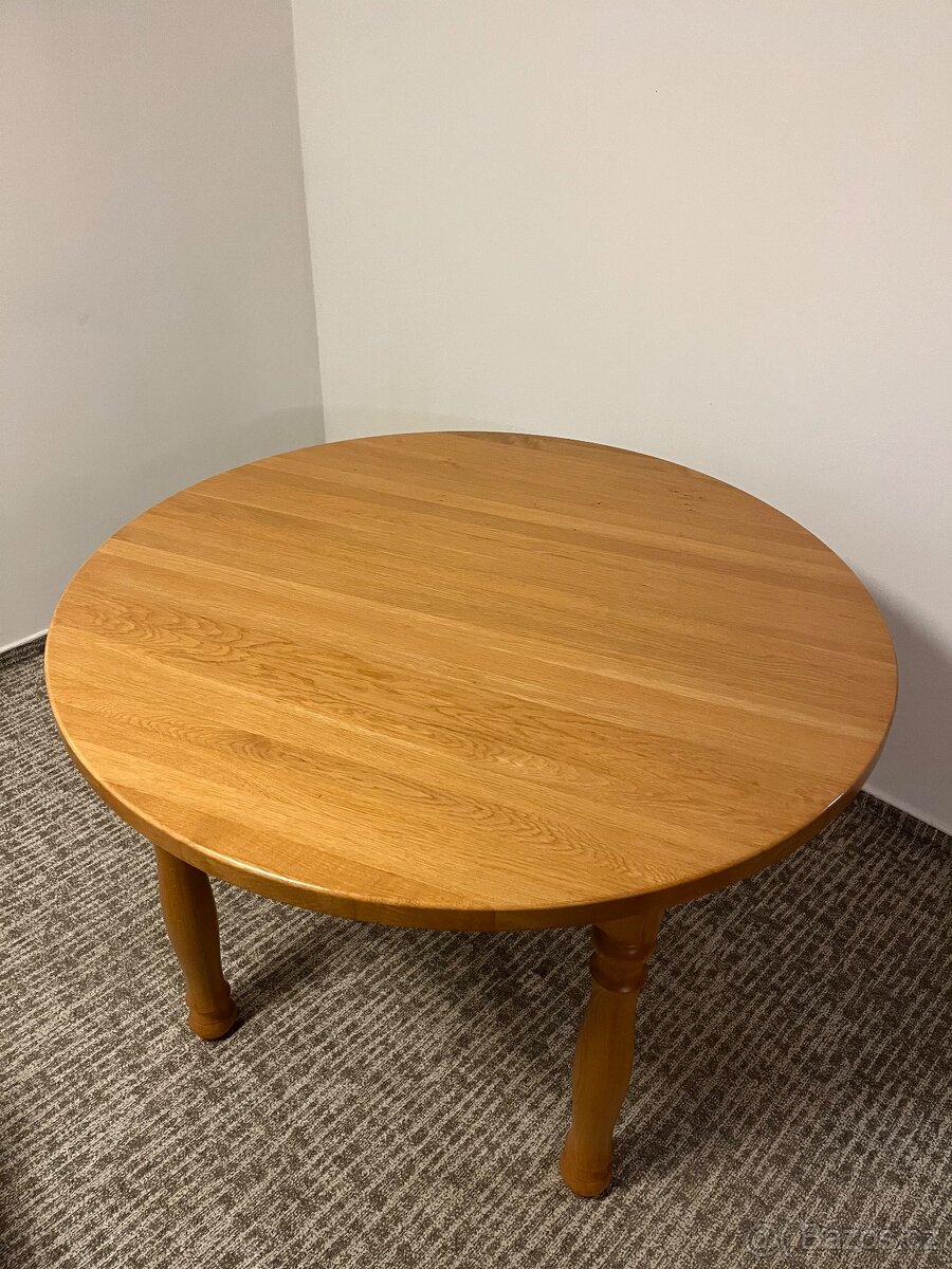 Dubový jídelní stůl - 3