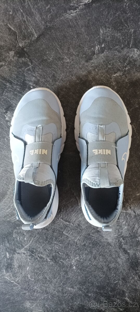 TENISKY NIKE vel.38 - 3