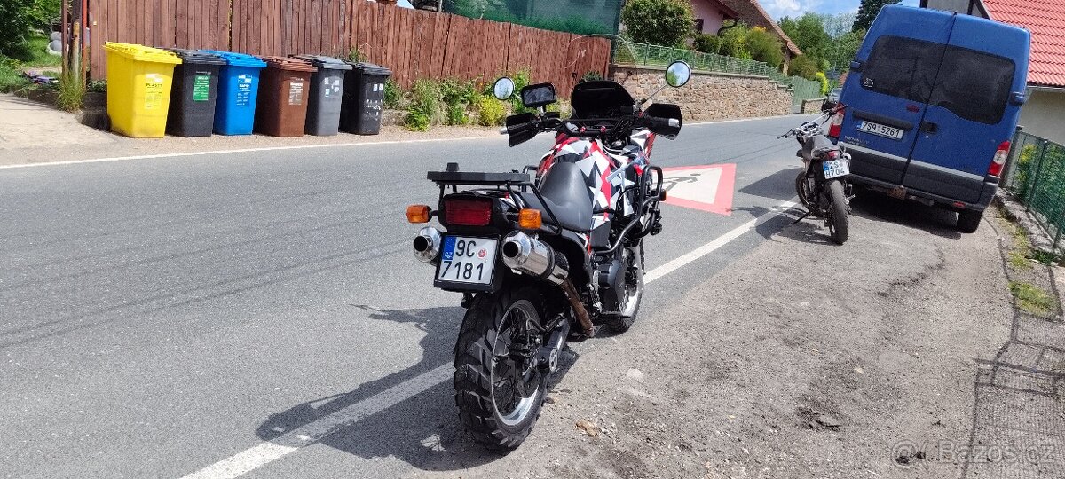Triumph Tiger 900