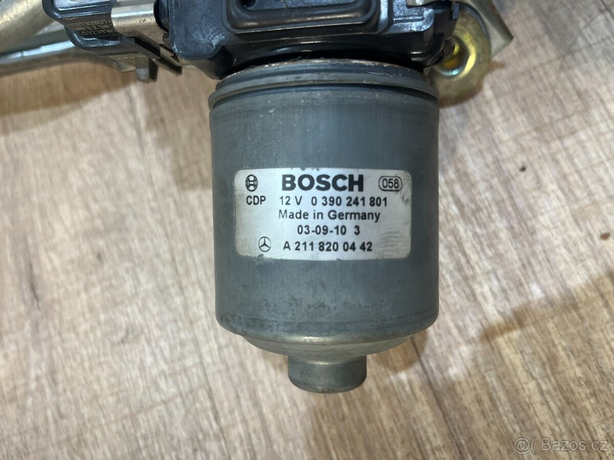 //Mechanismus stěračů Mercedes W164-W251// - 3