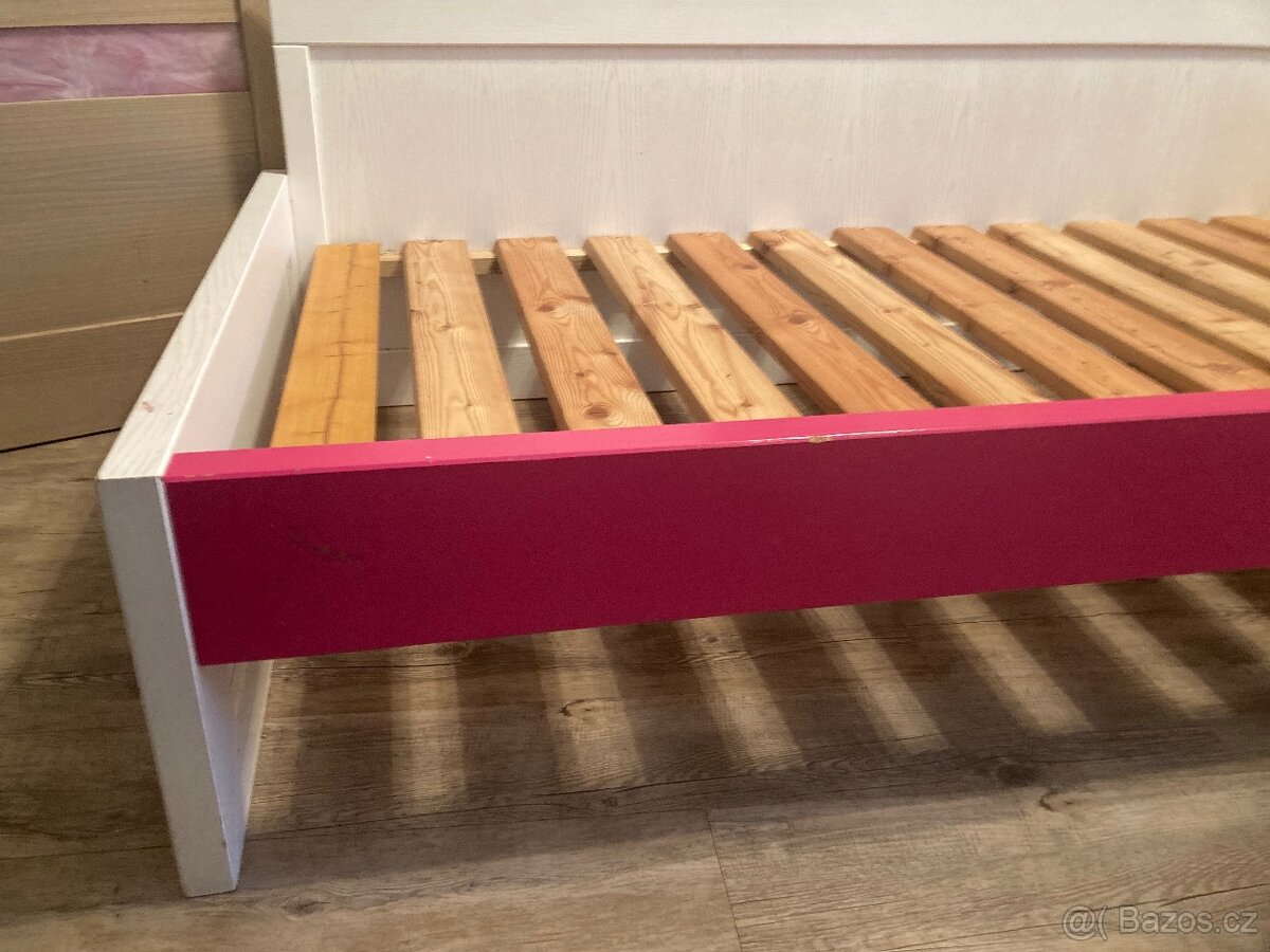 Dřevěná postel 90x200 cm - 3