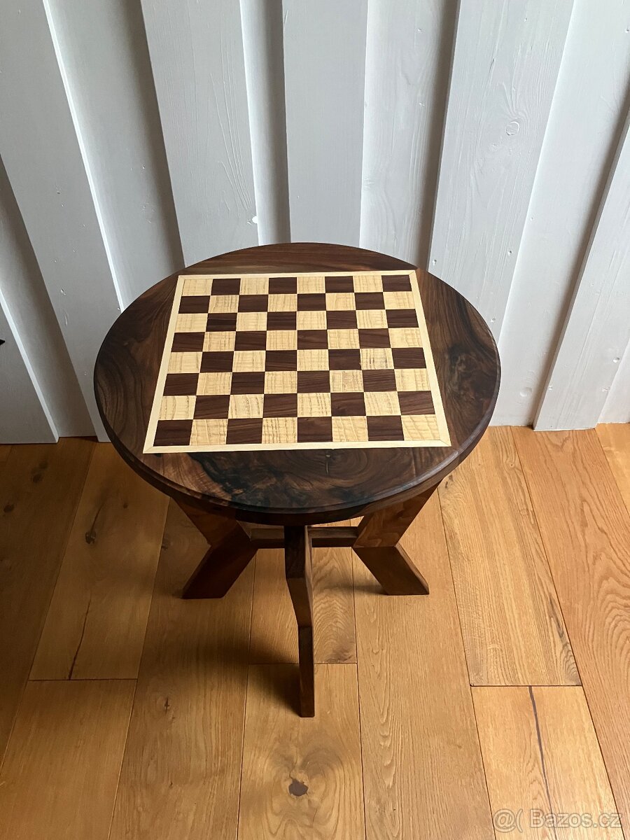 Šachový stolek z masivu - 3