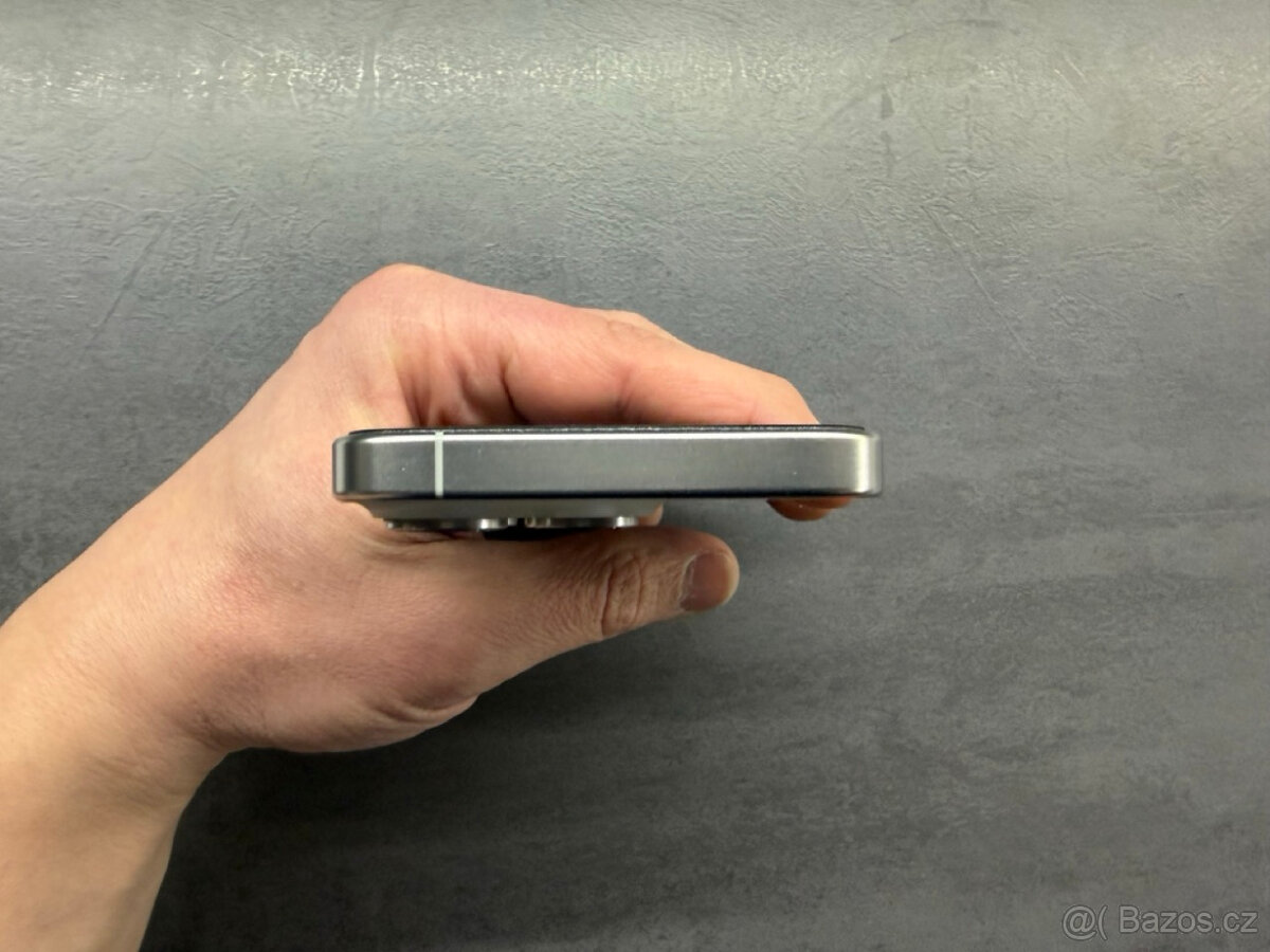 Apple iPhone 15 Pro 256GB White Titanium - 3