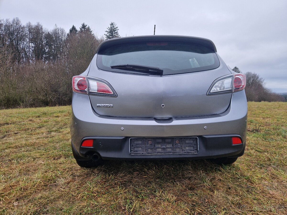 PRODÁM KRÁSNOU MAZDU 3 - 3