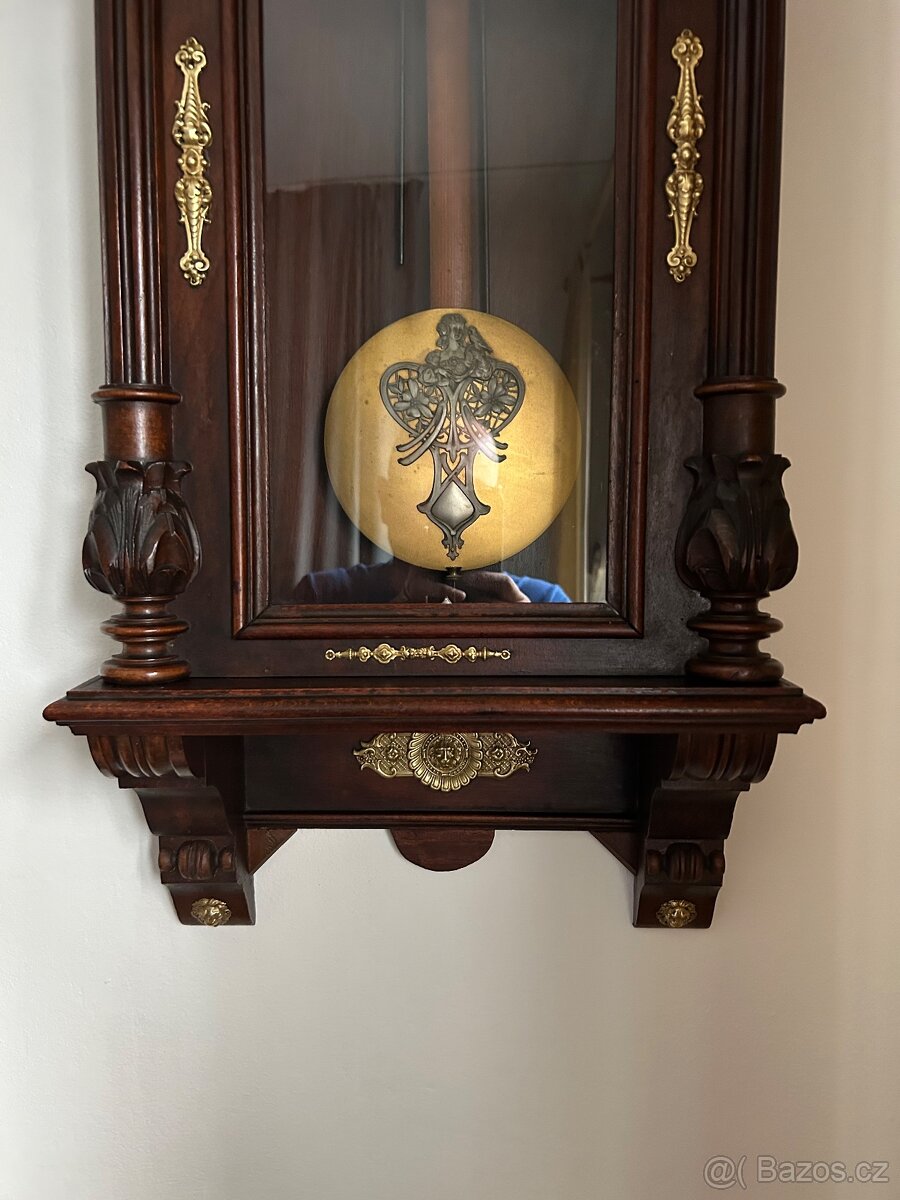 Hodně zdobené starožitné hodiny - 3