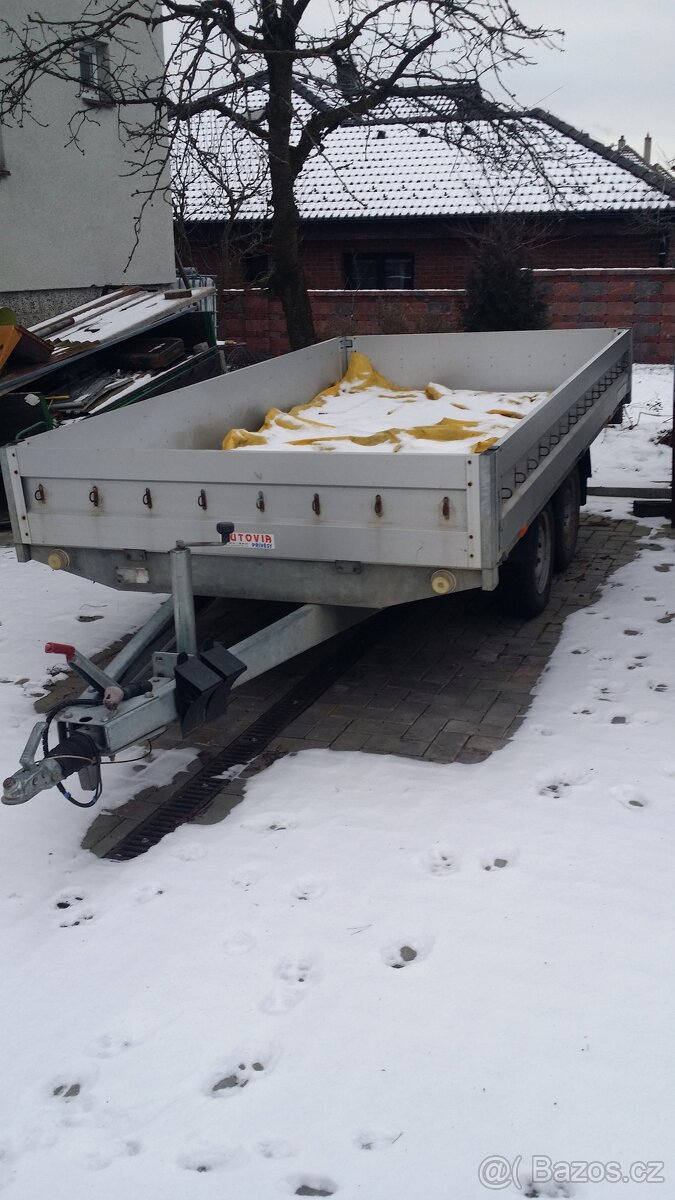 vlek Agados bržděný dvouosý 2,5t - 3