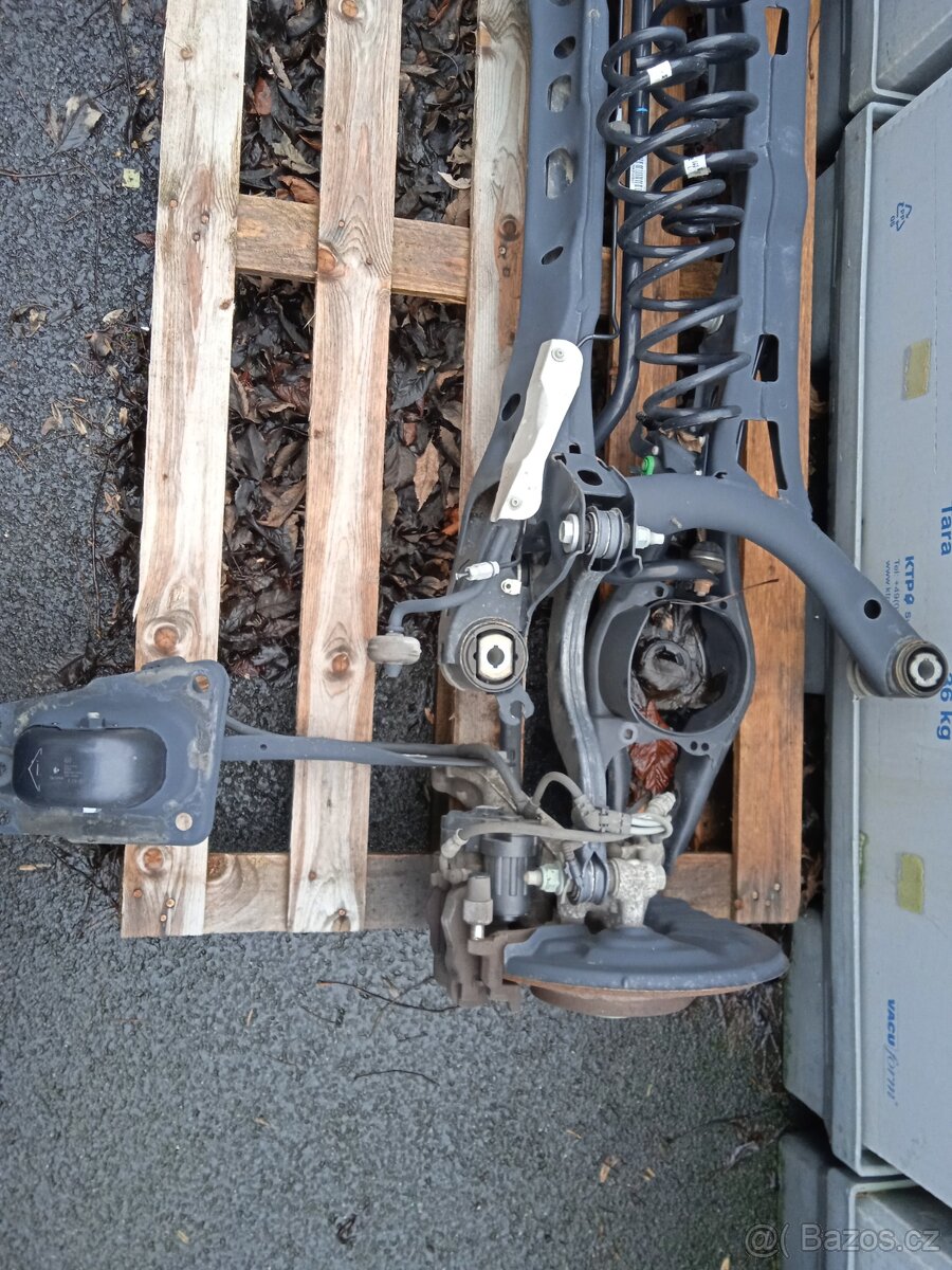 Škoda Superb III, 3, Volkswagen Passat b8 - zadní náprava - 3