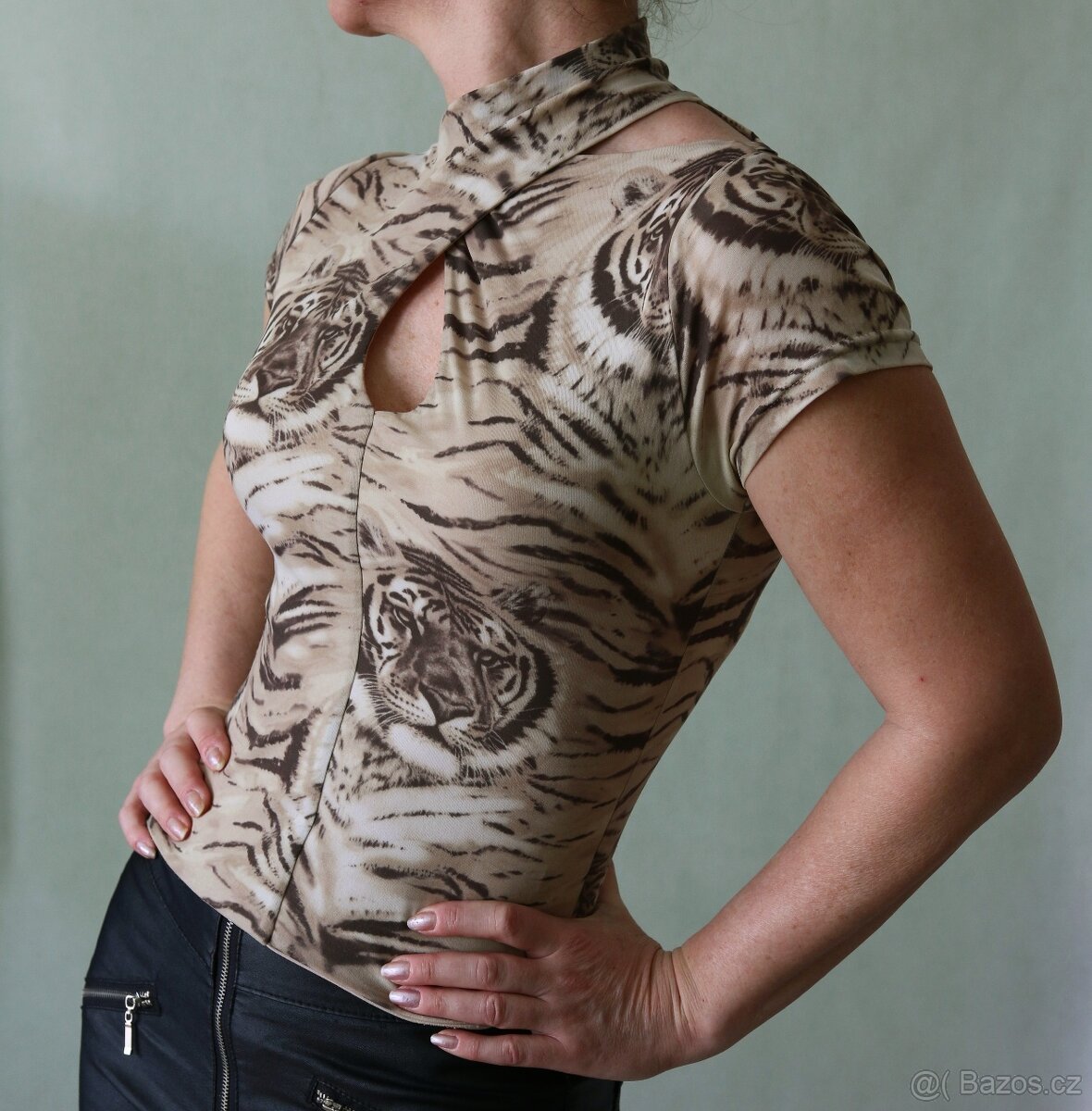 Tričko / roláček s tygříky C&A vel.XS - 3