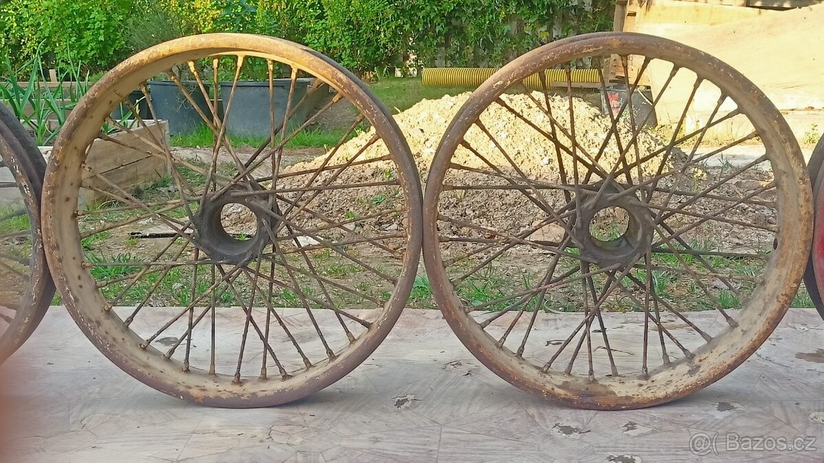 Drátěná kola na AERO 662 - 3
