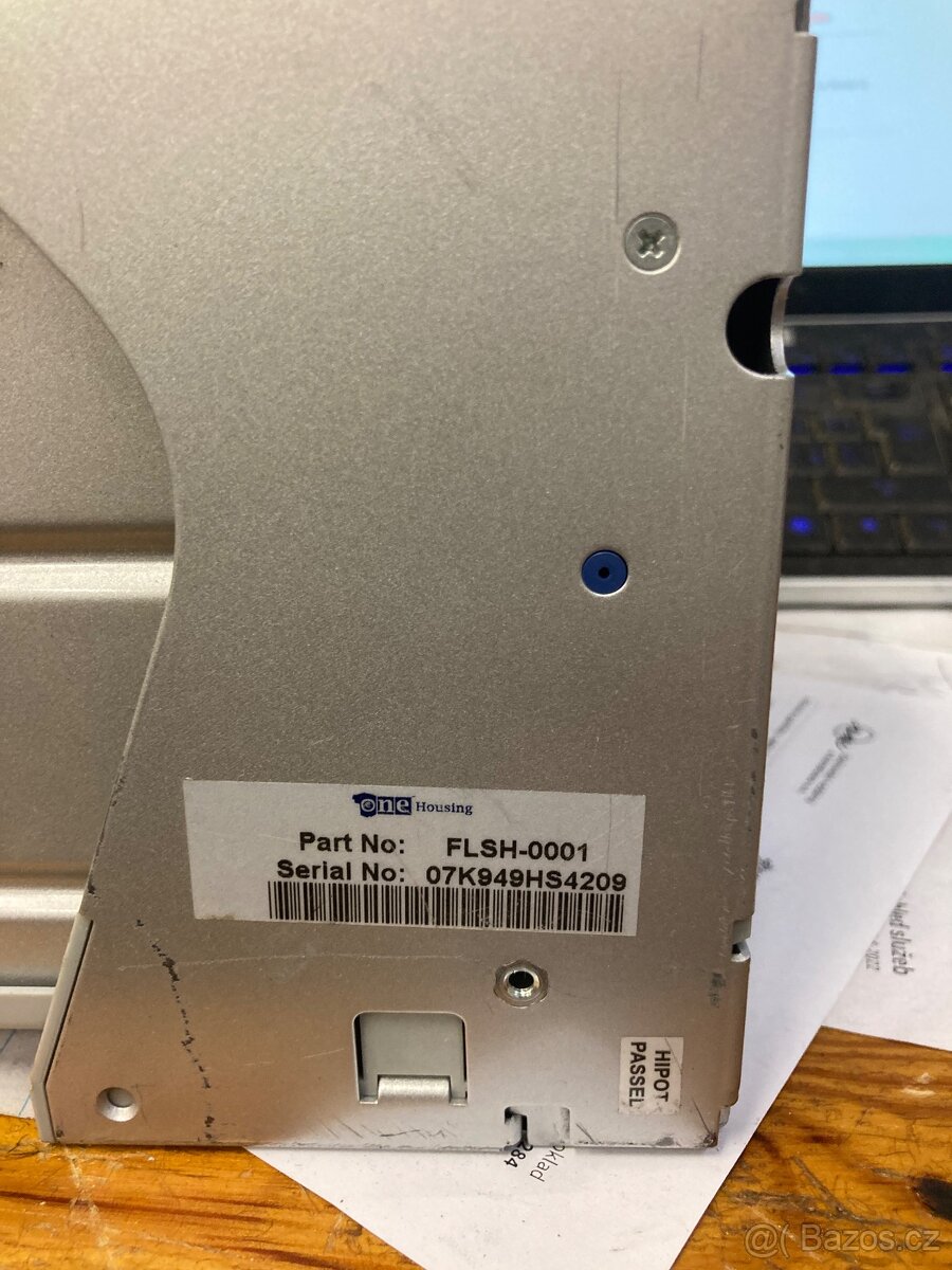 Akceptor bankovek - 3