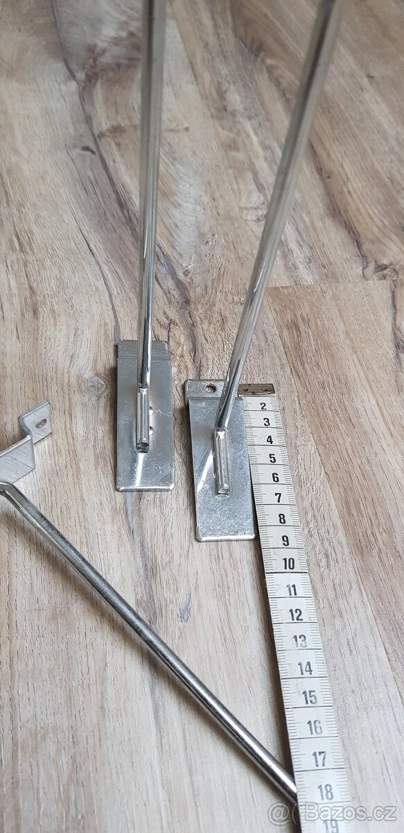 Háčky do drážkových panelů. 97ks - 20cm. - 3