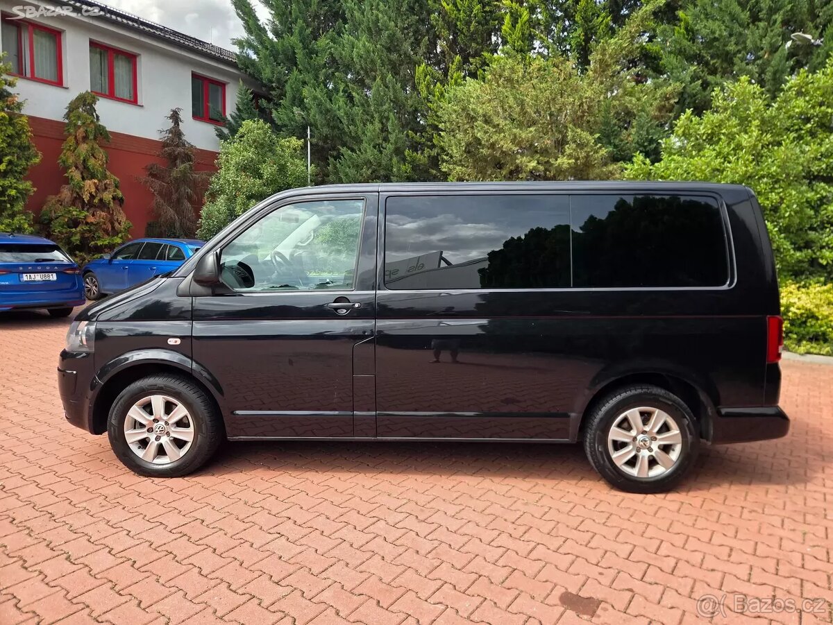 VW Multivan T5 2.0TDI 103kW,DPH,navi,serviska - 3