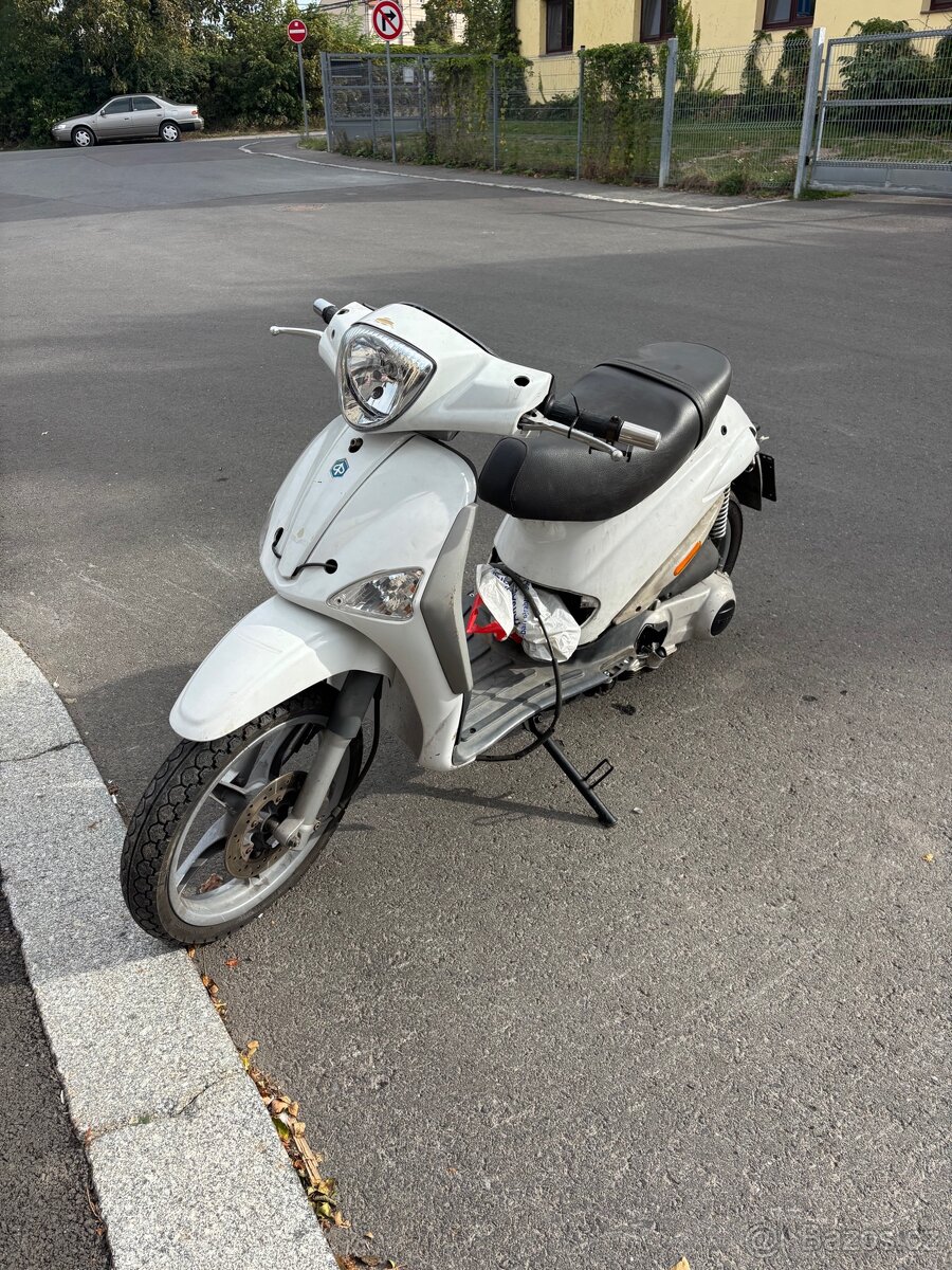 Piaggio - 3