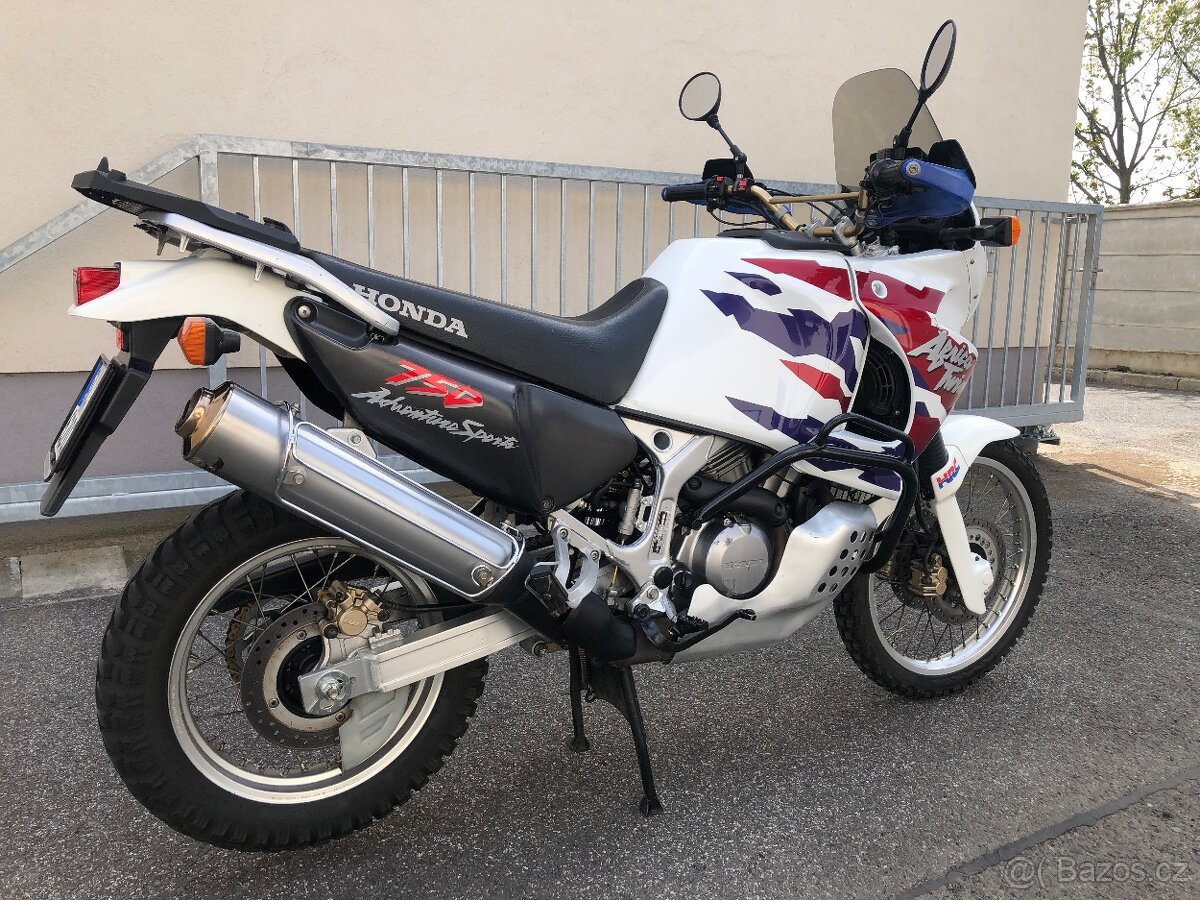 Honda XRV 750 Africa Twin, velice pěkná