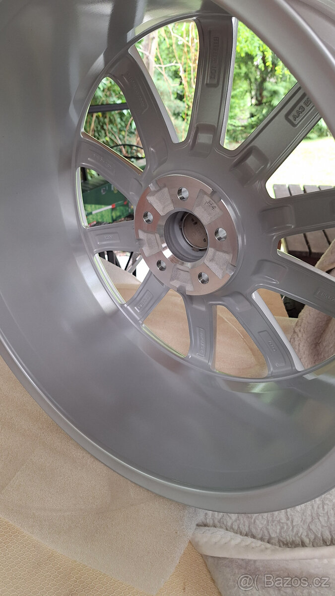 Originální zcela nové disky Audi R20 8,5 x 20 ET33 5×112 - 3