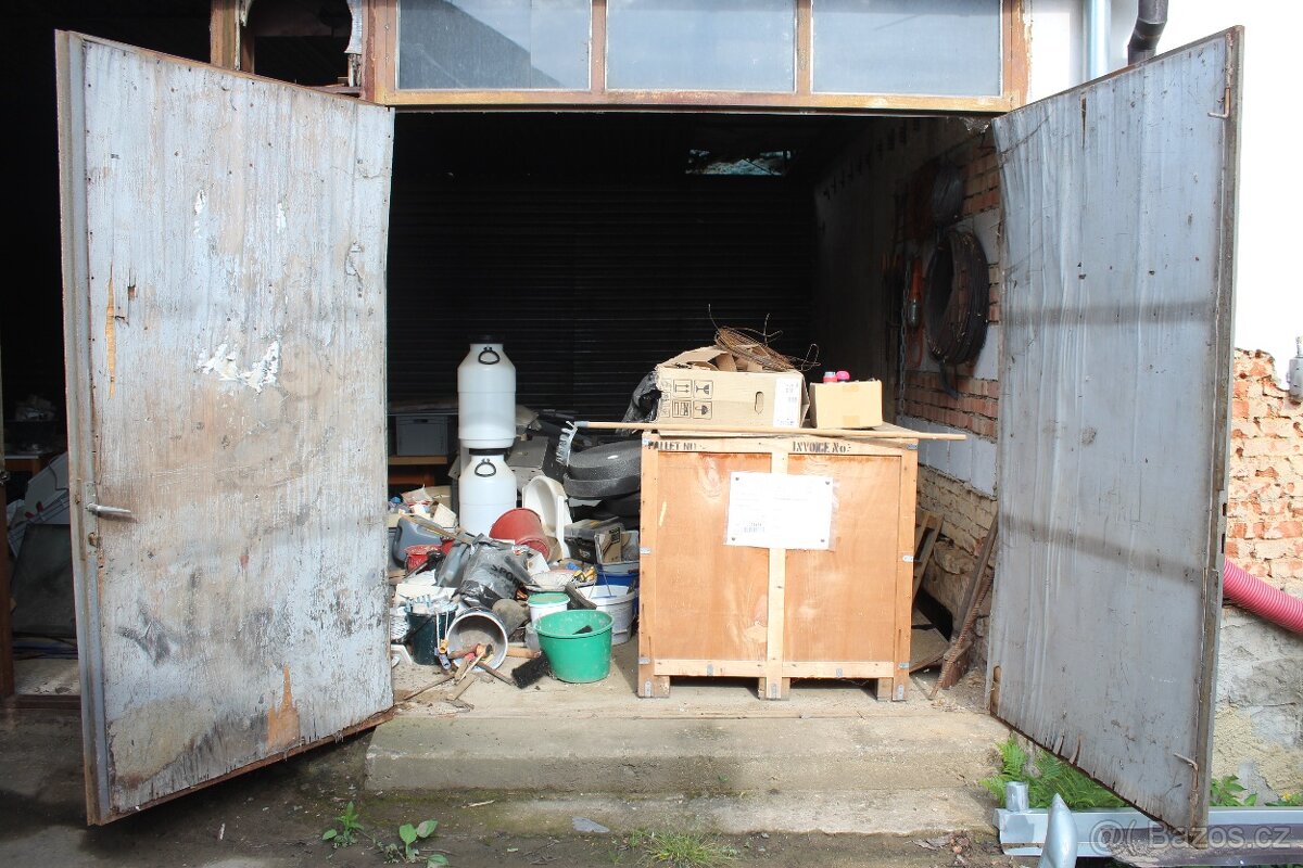 Prodám plechová vrata 240x235 cm - 3