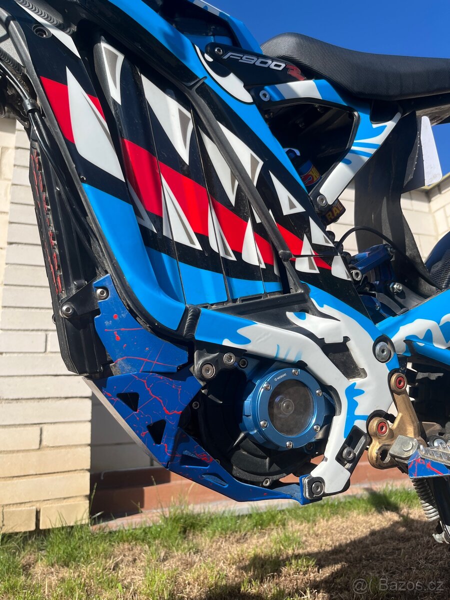 Surron light bee x - 3