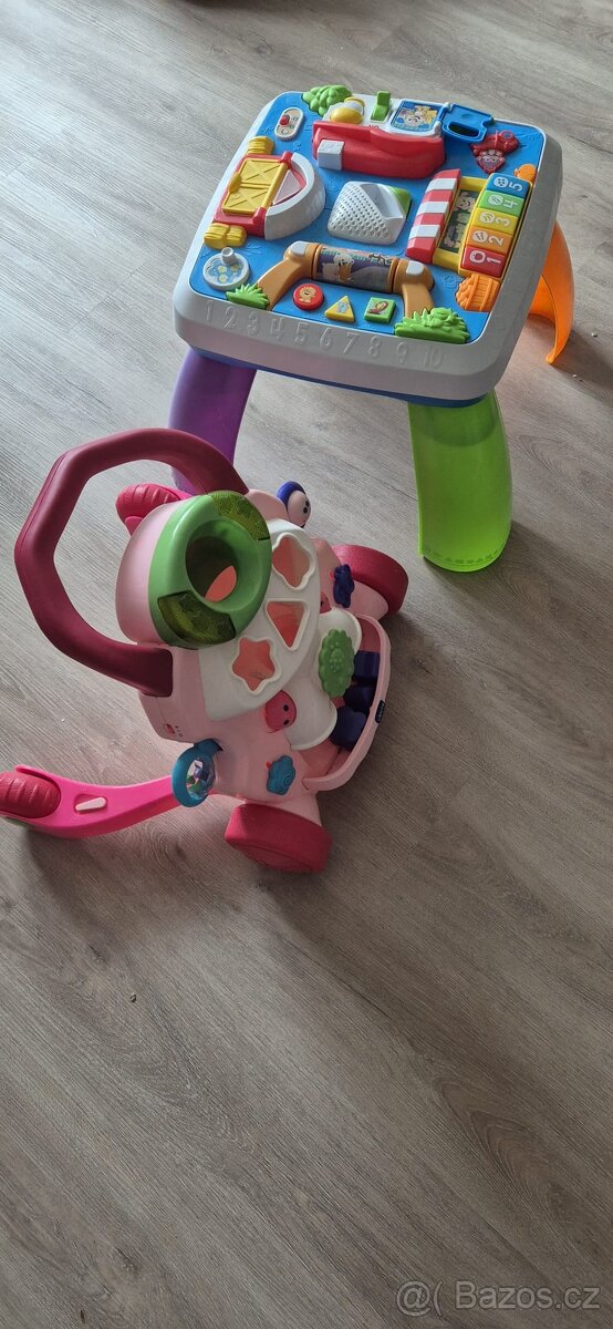 Hrací stoleček a chodídtko - 3