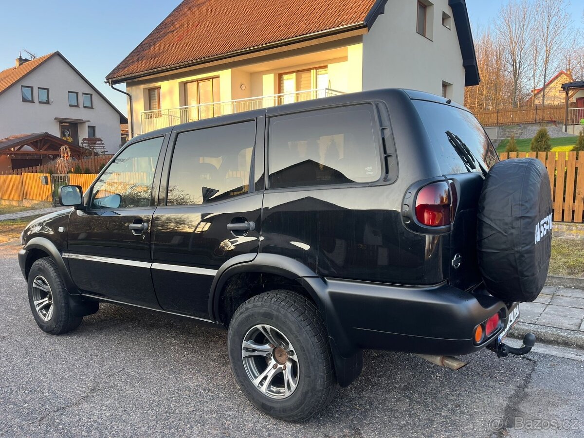 Nissan Terrano II 2.7 TD - 3