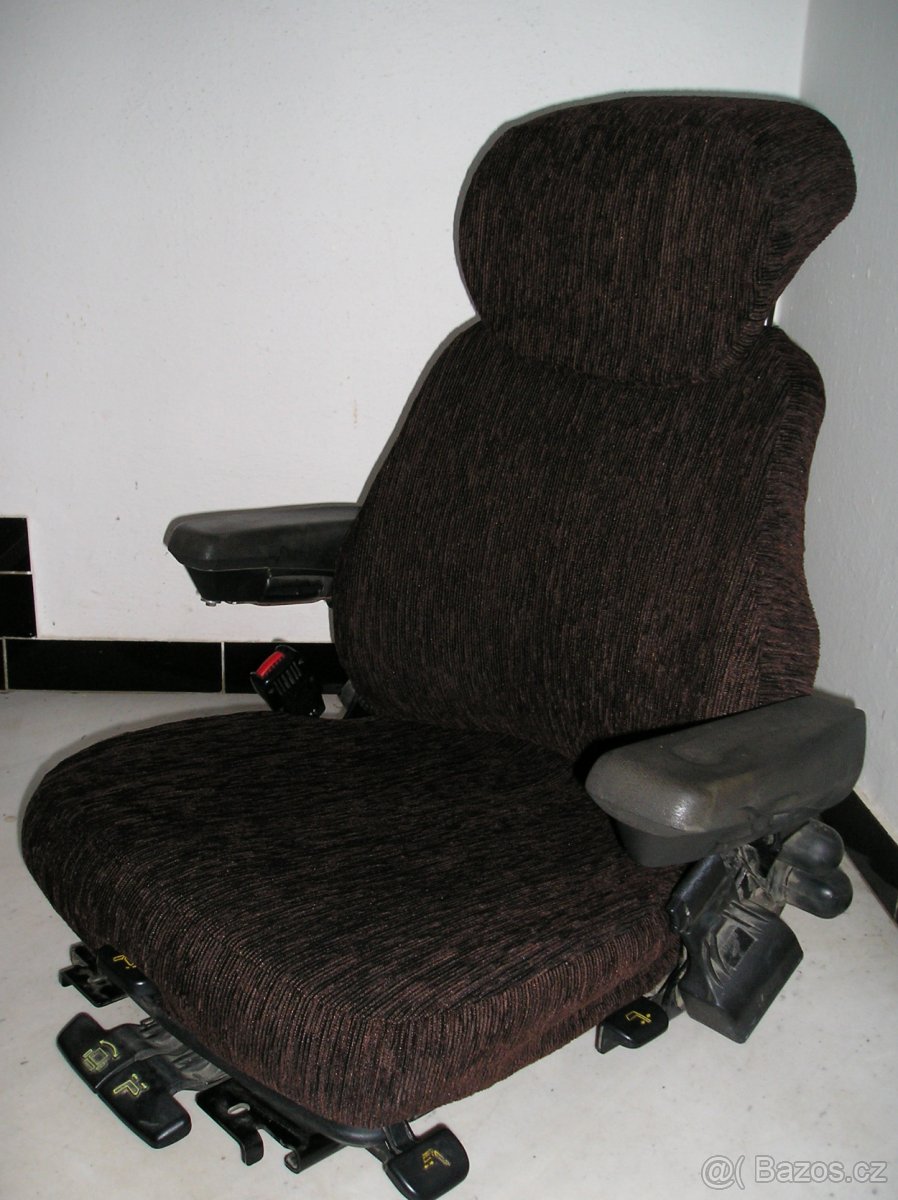 Potahy sedadla do stroje JCB. - 3