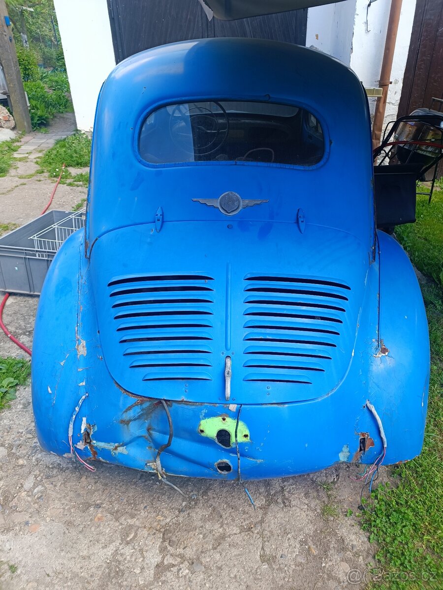 Renault 4CV - 3