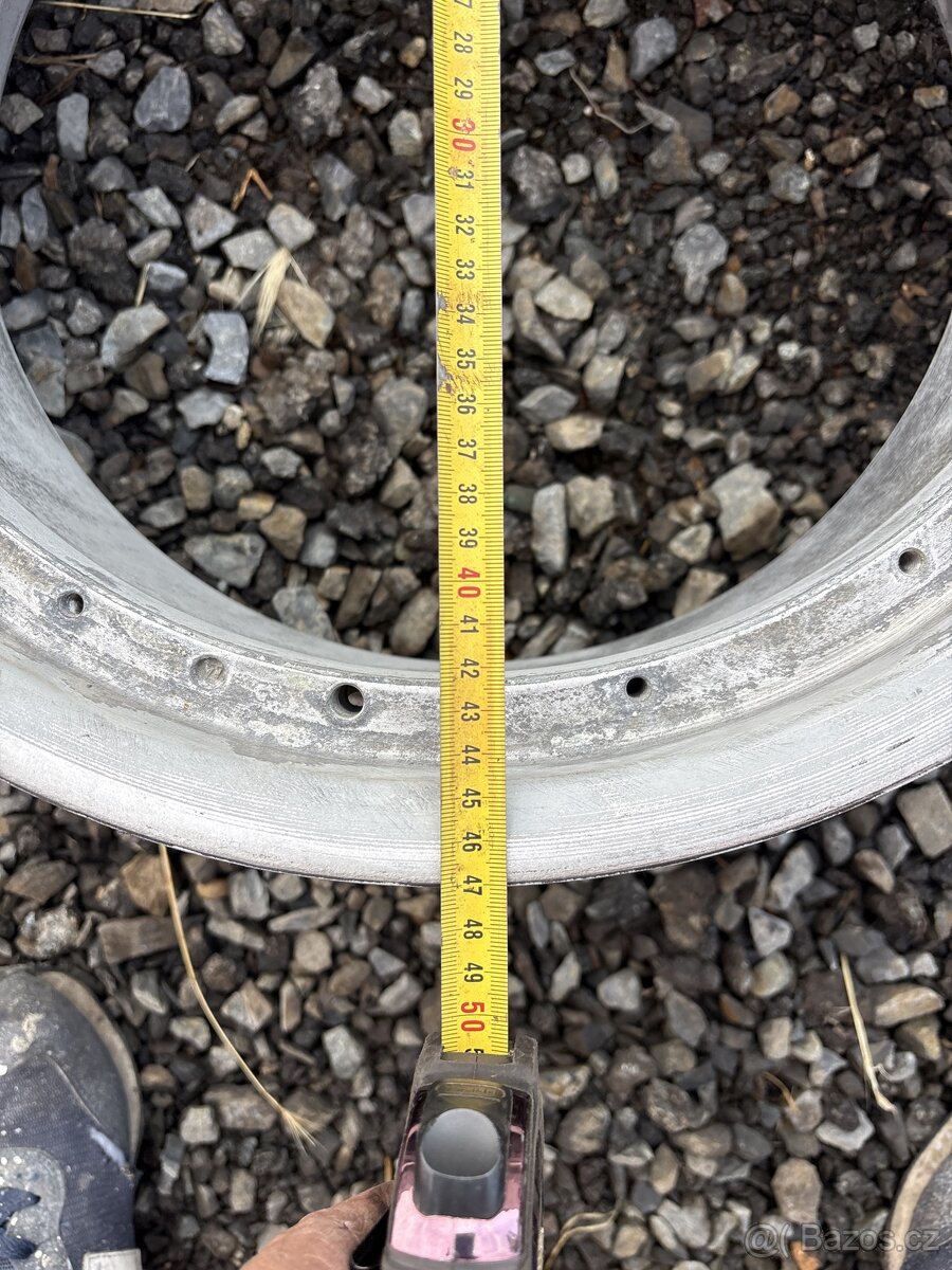 Barely kol bbs 17 - 3