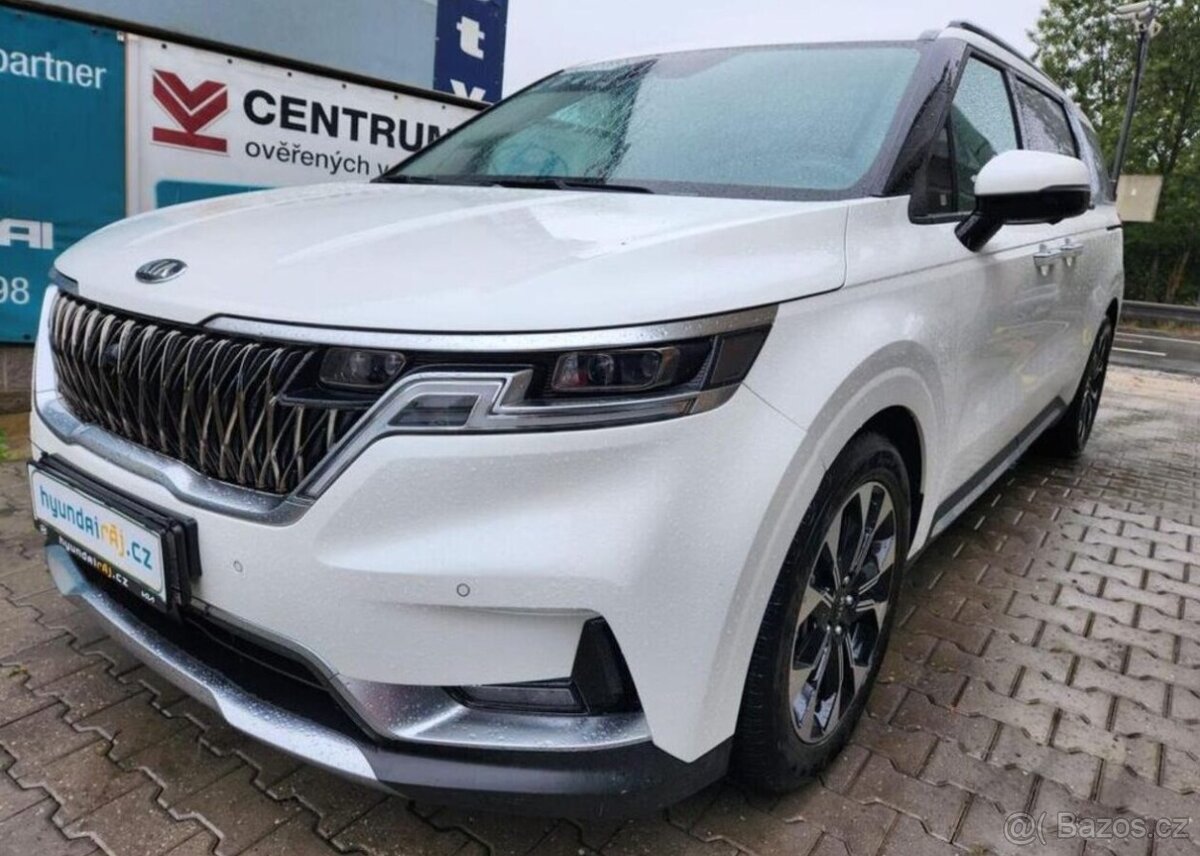 Kia Carnival 2.2-7míst-SIGNATURE - 3