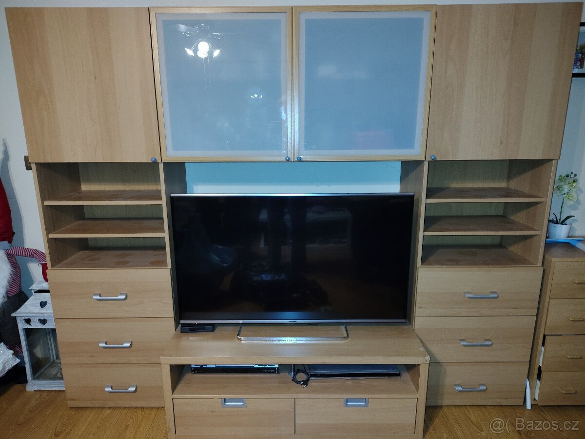 Obývací stěna a televizní stolek - 3