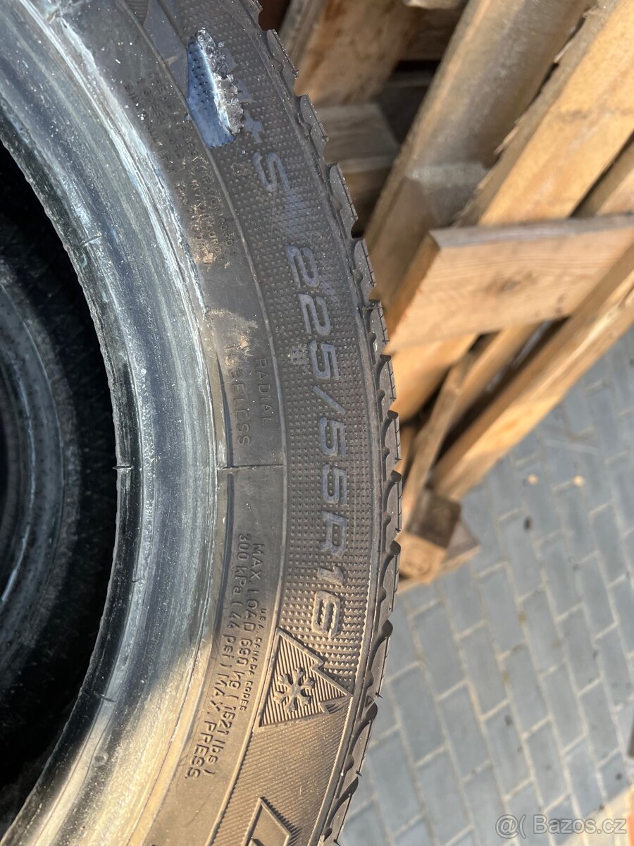 Zimní pneu goodyear 225/55 r16 cena za sadu - 3