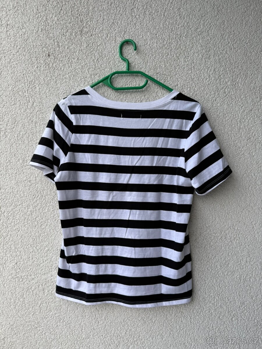 Pruhované tričko Reserved - 3