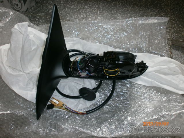 Těleso L.venkovního zrcátka Audi A8 - 3