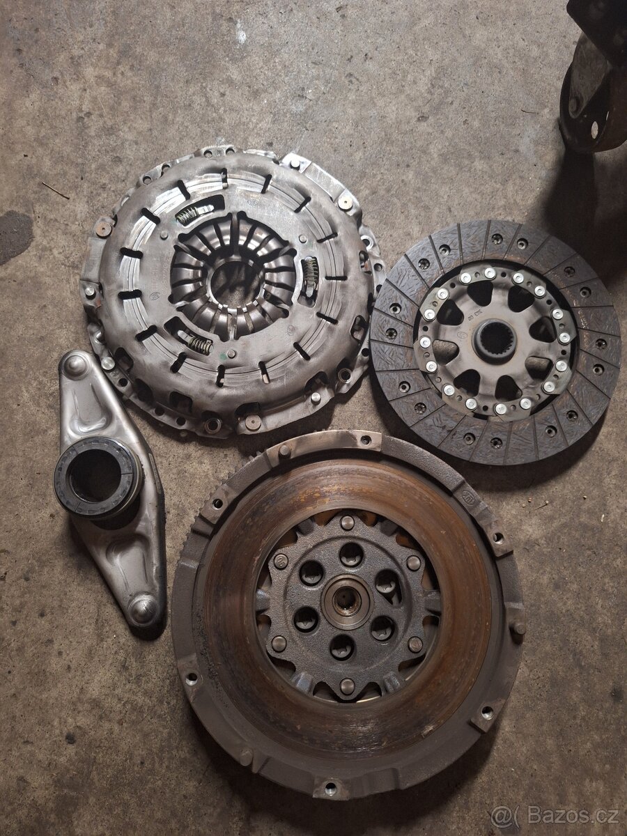Setrvačník dvouhmota spojka bmw - 3