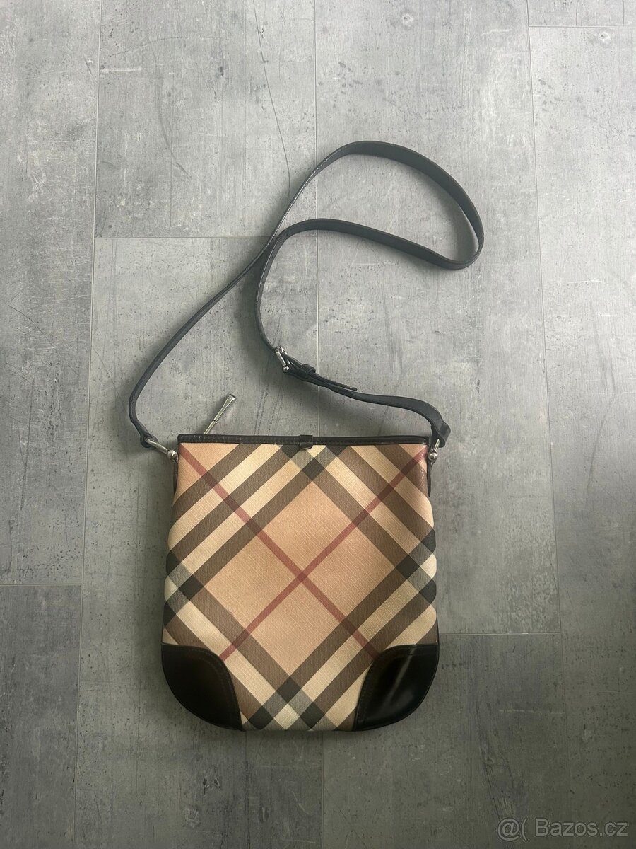 Burberry kabelka - 3
