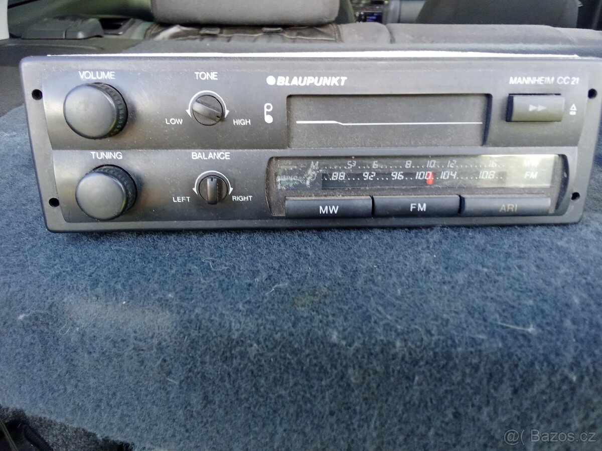 Autorádio Blaupunkt z VW Passat B2 - 3