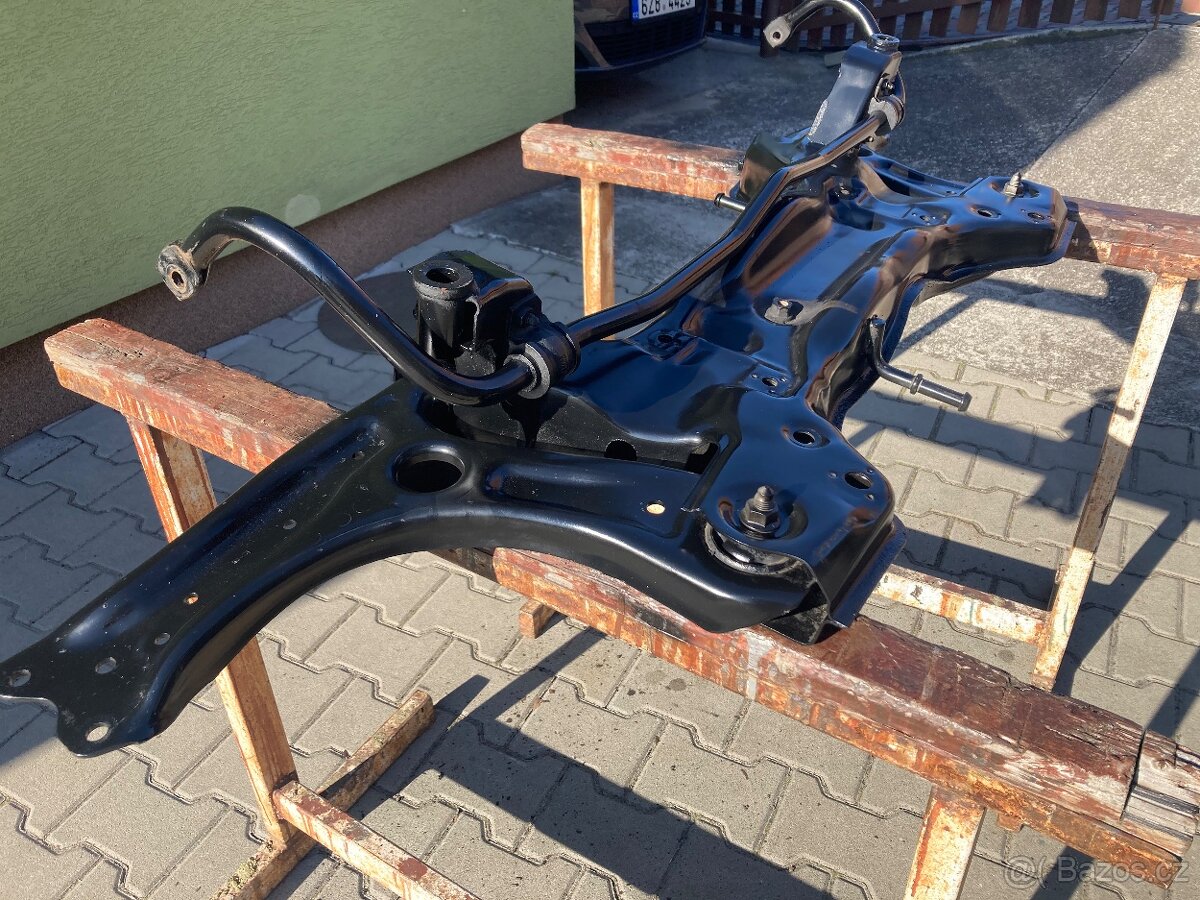 Škoda Fabia II. - přední nápravnice - stav A1 - 3