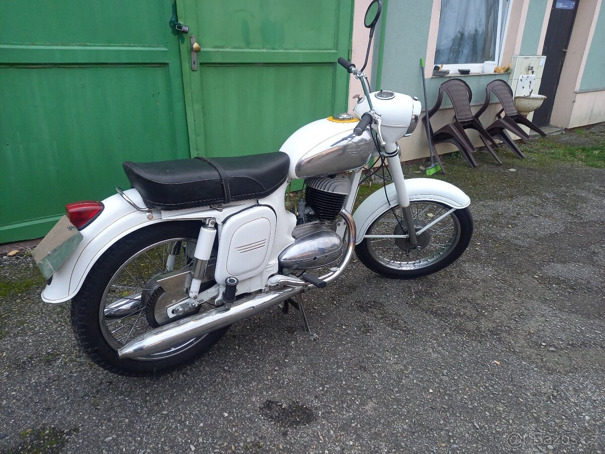 Jawa 250 sport - 3