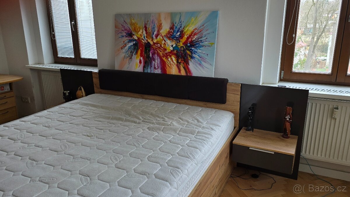 Prostorná postel pro 3, i s kvalitní matrací - 3