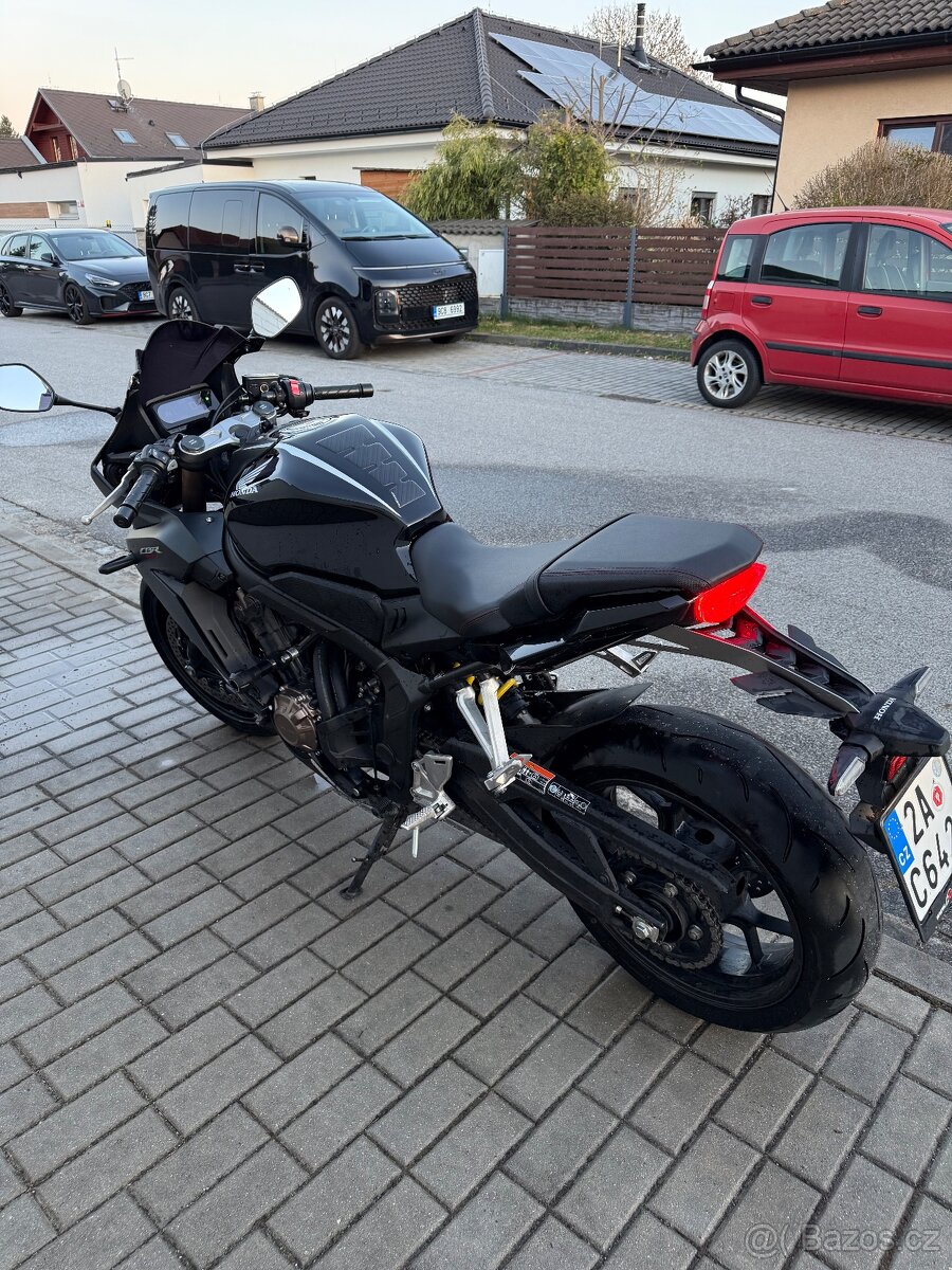 Honda CBR 650 R - 3