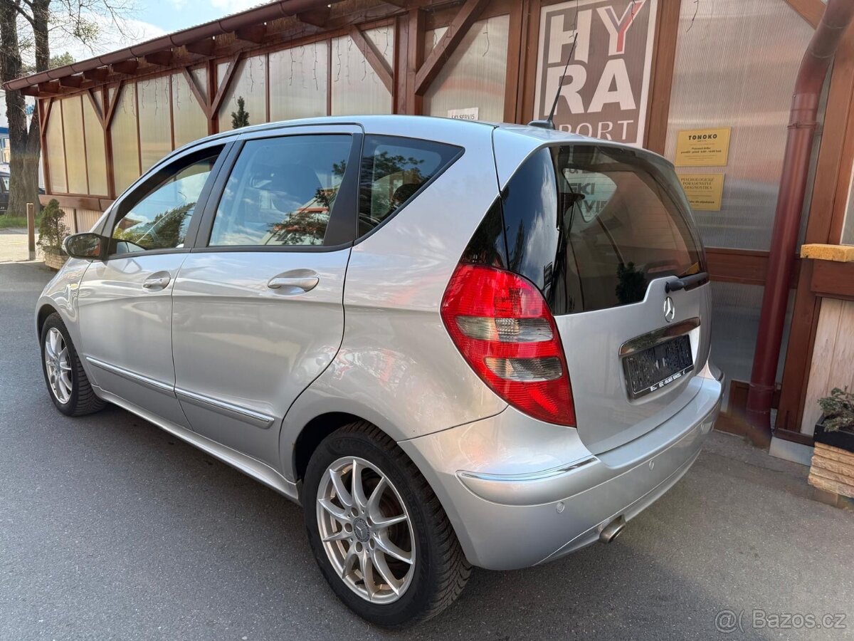 Mercedes Benz A200 2,0i - 3