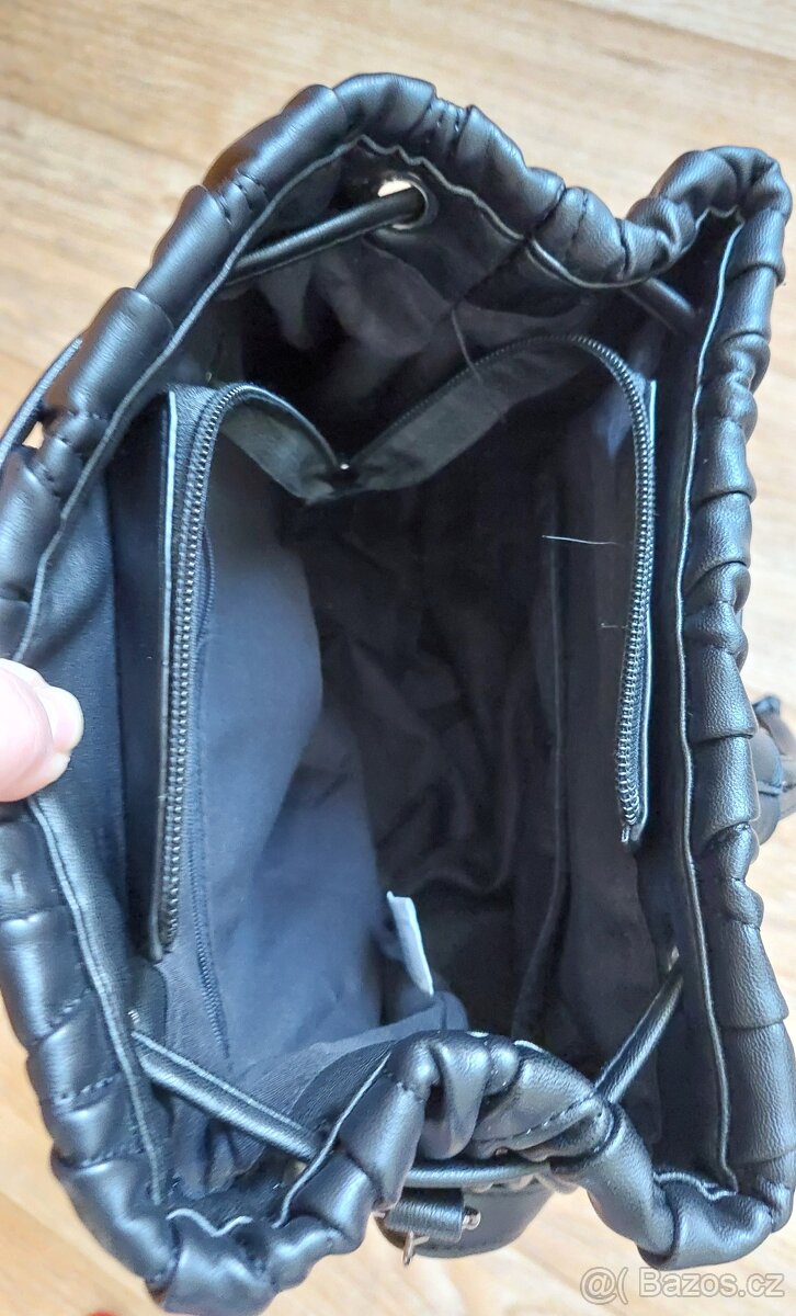 Černá kabelka BUCKET BAG - 3