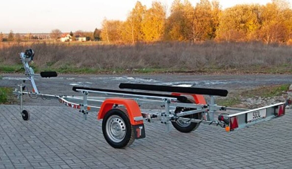 Přívěs Thomas BT-500L B 500kg pro loď do 4,3m