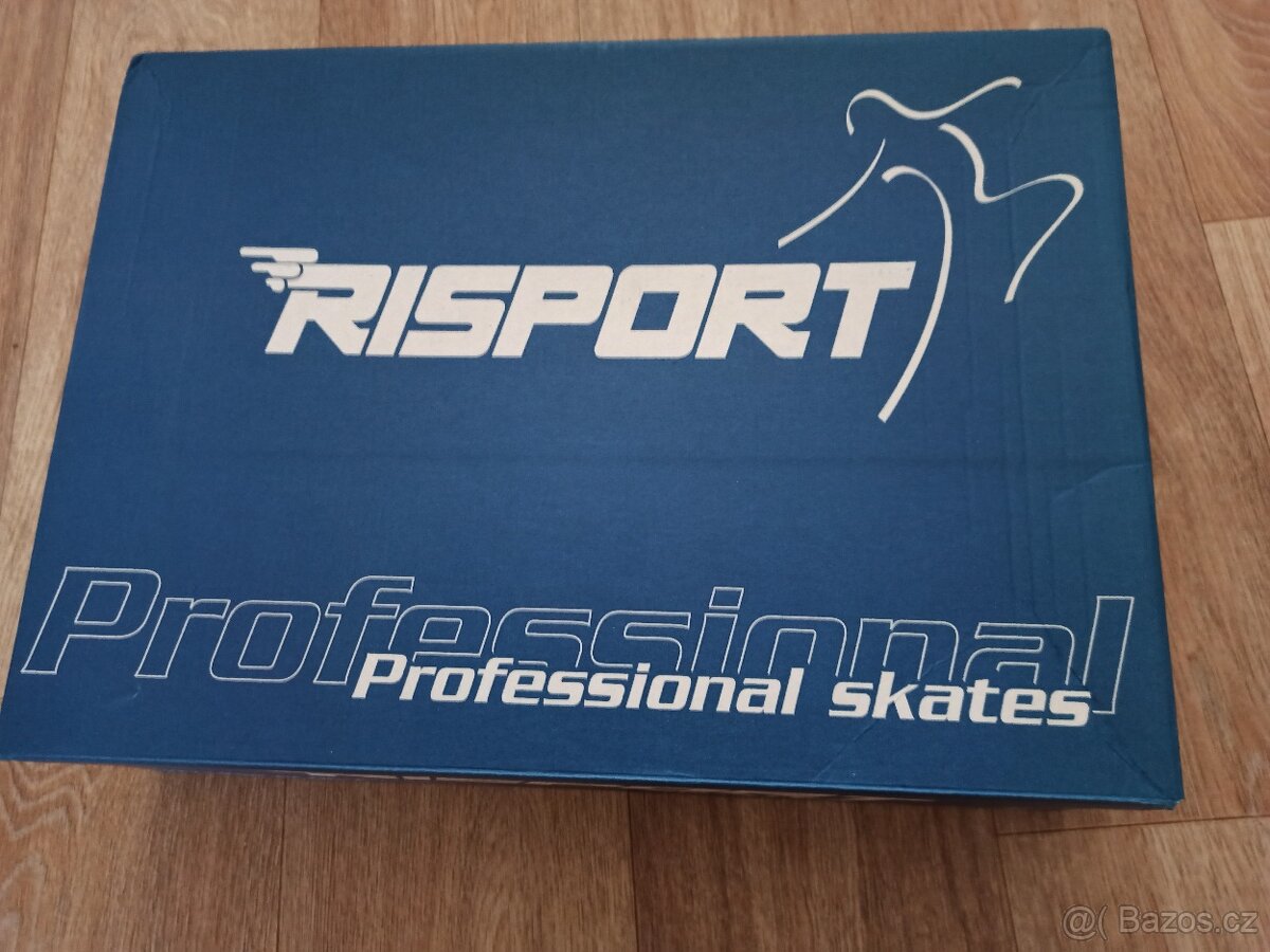 Dívčí profesionální krasobrusle - 3
